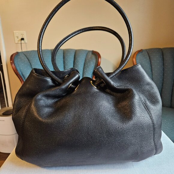 Michael Kors EUC Black Leather Ring Tote Dustbag Shoulder Handbag-Item#719 - Picture 2 of 8